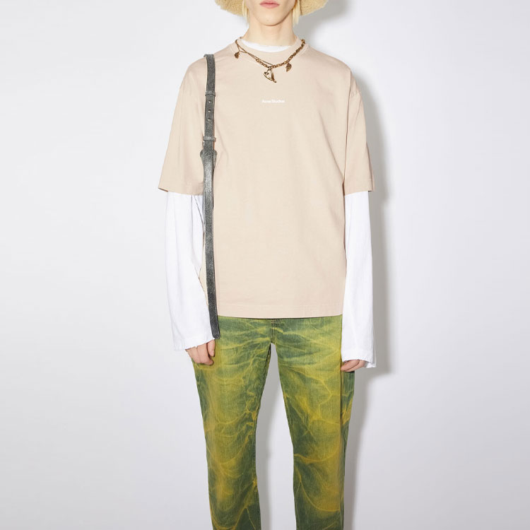 Lookbook Acne Studios 香槟色字母Logo印花圆领T恤. BL0278-AEA