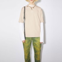 Acne Studios 香槟色字母Logo印花圆领T恤. BL0278-AEA Lookbook Acne Studios 香槟色字母Logo印花圆领T恤. BL0278-AEA