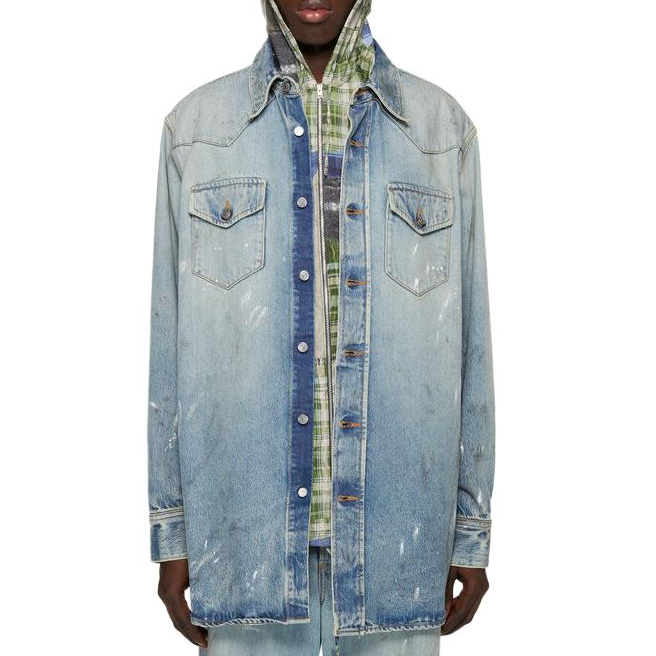 Lookbook Acne Studios Kemeja Denim Biru Muda Relaxed Fit dengan Dua Kantong Dada. CB0070-228