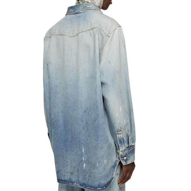 Purchase Acne Studios Kemeja Denim Biru Muda Relaxed Fit dengan Dua Kantong Dada. CB0070-228