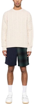 Acne Studios 白色寬鬆圓領針織毛衣。 POIZON240717479 Lookbook Acne Studios 白色寬鬆圓領針織毛衣。 POIZON240717479