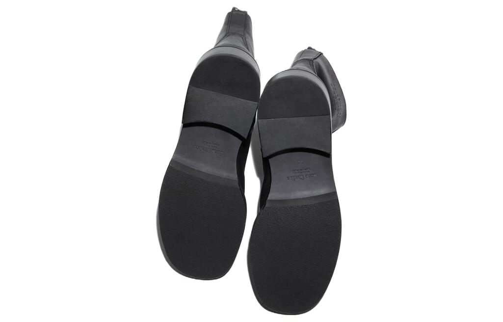 Shop 아크네 스튜디오 블랙 레더 앵클 부츠 BD0297-900