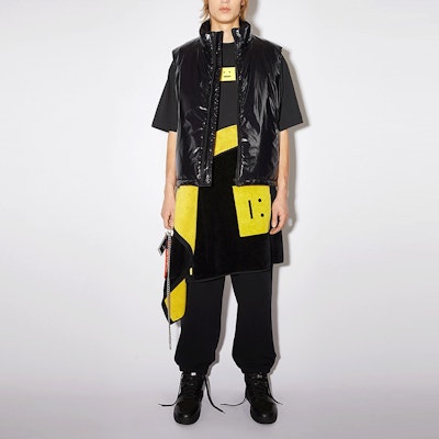 Acne Studios 2021秋冬光面黑色拉链夹棉马甲 男女同款 C90070-900 Shop Acne Studios 2021秋冬光面黑色拉链夹棉马甲 男女同款 C90070-900