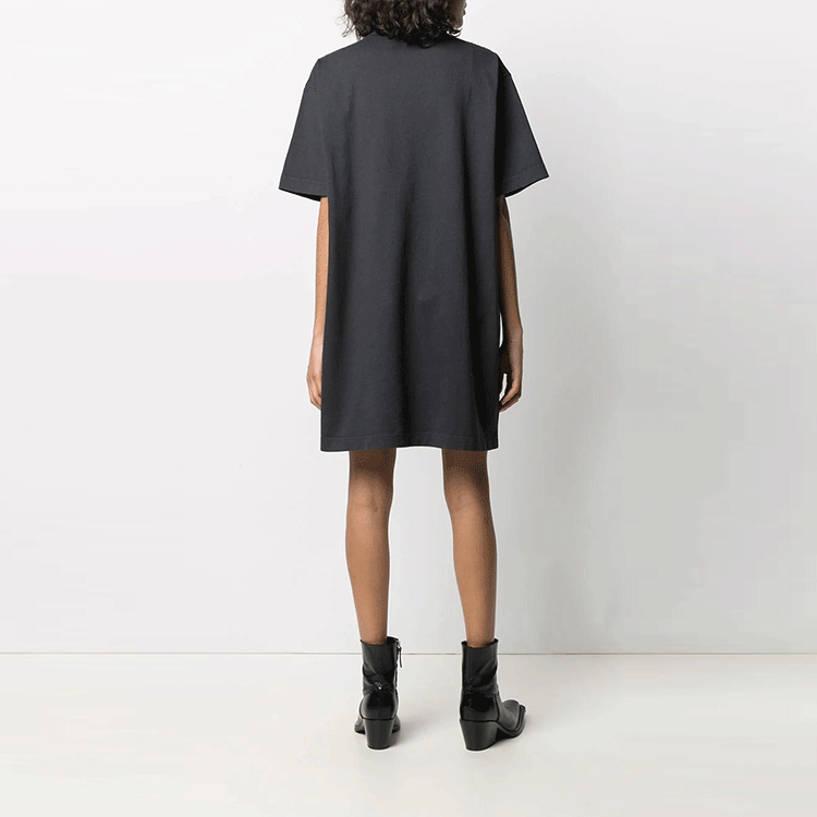 Shop Acne Studios FW21 黑色短袖標誌T恤連衣裙. A20281-BLACK