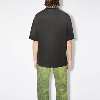 Acne Studios FW22 1996 Logo Print Crewneck T-Shirt Unisex Faded Black. CL0196-BM0 Details for Acne Studios FW22 1996 Logo Print Crewneck T-Shirt Unisex Faded Black. CL0196-BM0