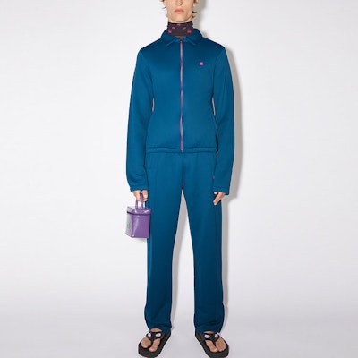 アクネ ステュディオズ FW22 ユニセックス ソリッド ジップアップ スウェットシャツ ディープブルー CI0118-BPA Lookbook アクネ ステュディオズ FW22 ユニセックス ソリッド ジップアップ スウェットシャツ ディープブルー CI0118-BPA