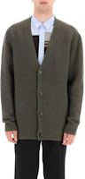 Lookbook Acne Studios FW22 V領長袖針織衫開襟灰綠色 B60222-AAY
