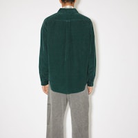Acne Studios FW23 Kemeja Corduroy Oversized Face Unisex Hijau Tua. C90164-DJJ Shop Acne Studios FW23 Kemeja Corduroy Oversized Face Unisex Hijau Tua. C90164-DJJ