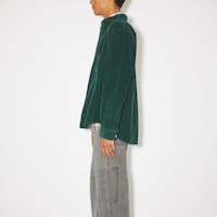 Acne Studios FW23 Kemeja Corduroy Oversized Face Unisex Hijau Tua. C90164-DJJ Purchase Acne Studios FW23 Kemeja Corduroy Oversized Face Unisex Hijau Tua. C90164-DJJ