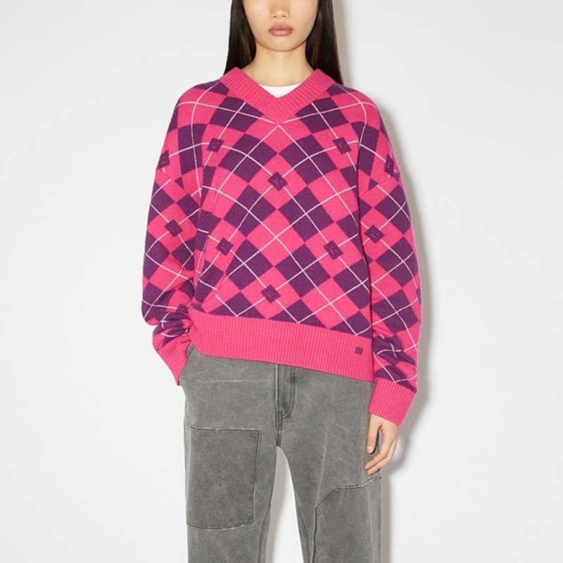 Lookbook Acne Studios FW23 脸钻装饰V领羊毛毛衣 男女同款 - 明亮粉色 C60086-DKC