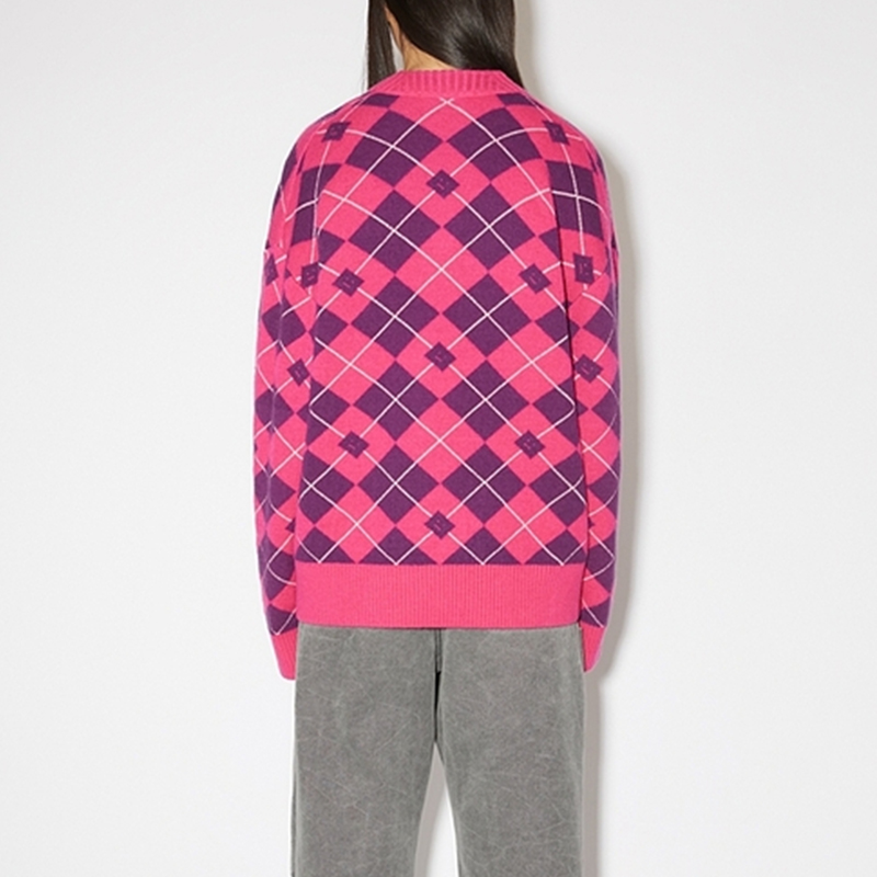 Shop Acne Studios FW23 脸钻装饰V领羊毛毛衣 男女同款 - 明亮粉色 C60086-DKC