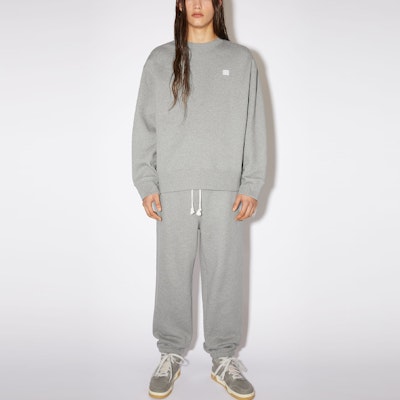 Acne Studios FW23 Unisex Grey Smiley Face Print Oversized Long Sleeve Sweatshirt CI0072-X92 Lookbook Acne Studios FW23 Unisex Grey Smiley Face Print Oversized Long Sleeve Sweatshirt CI0072-X92