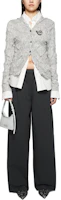 Lookbook Acne Studios FW24 黑色寬鬆款字母印花休閒長褲(男女適用)。 CK0114-900