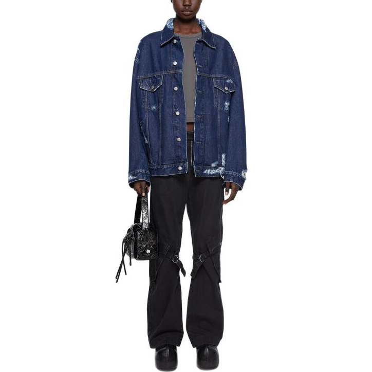 Lookbook Chaqueta Denim Oversize Distressed Unisex Azul FW24 Acne Studios. C90180-AUZ