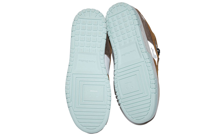 Lookbook Zapatillas Acne Studios de gamuza marrón de caña baja BD0253-AO0