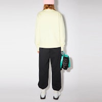 Acne Studios SS21黄色珠饰卫衣 男女同款 长袖休闲风格。 AI0097-290101 Shop Acne Studios SS21黄色珠饰卫衣 男女同款 长袖休闲风格。 AI0097-290101