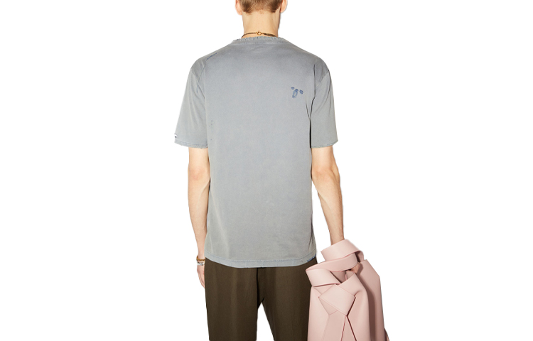 Lookbook Acne Studios SS22 蓝色破洞刺绣标志圆领T恤。 BL0308-822