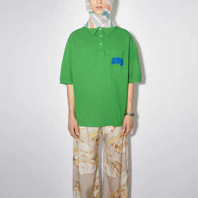 Acne Studios SS22 绿色徽标刺绣胸袋翻领衫。 BL0326-BDM Lookbook Acne Studios SS22 绿色徽标刺绣胸袋翻领衫。 BL0326-BDM