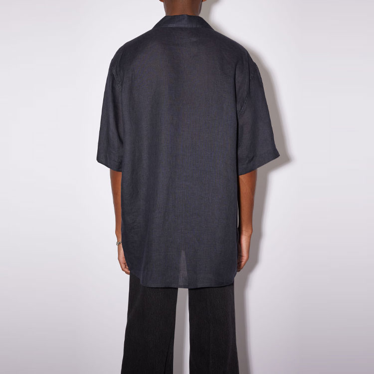 Shop Acne Studios SS22 黑色短袖襯衫 雙手印花設計 BB0438-900