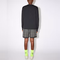 Shop Acne Studios SS22 黑色男女款長袖圓領T恤 臉部標誌貼襟章 CL0115-900101