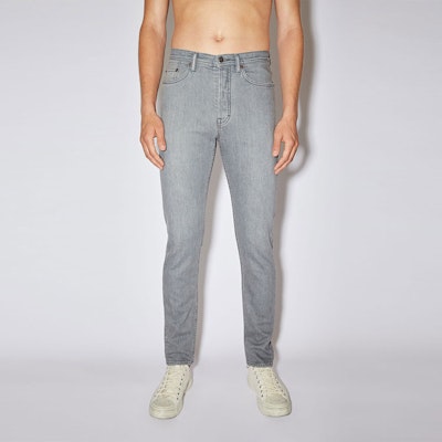 アクネ ストゥディオズ SS22 スリムフィット ジーンズ グレー B00275-902 Lookbook アクネ ストゥディオズ SS22 スリムフィット ジーンズ グレー B00275-902