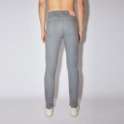 アクネ ストゥディオズ SS22 スリムフィット ジーンズ グレー B00275-902 Shop アクネ ストゥディオズ SS22 スリムフィット ジーンズ グレー B00275-902