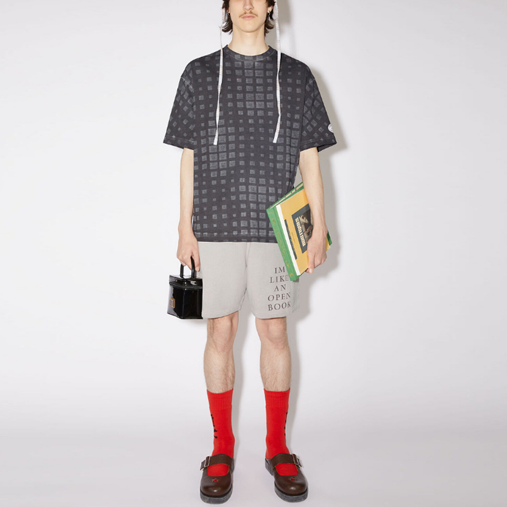 Lookbook Acne Studios SS23 方形印花中性黑色休閒圓領T恤. CL0178-900