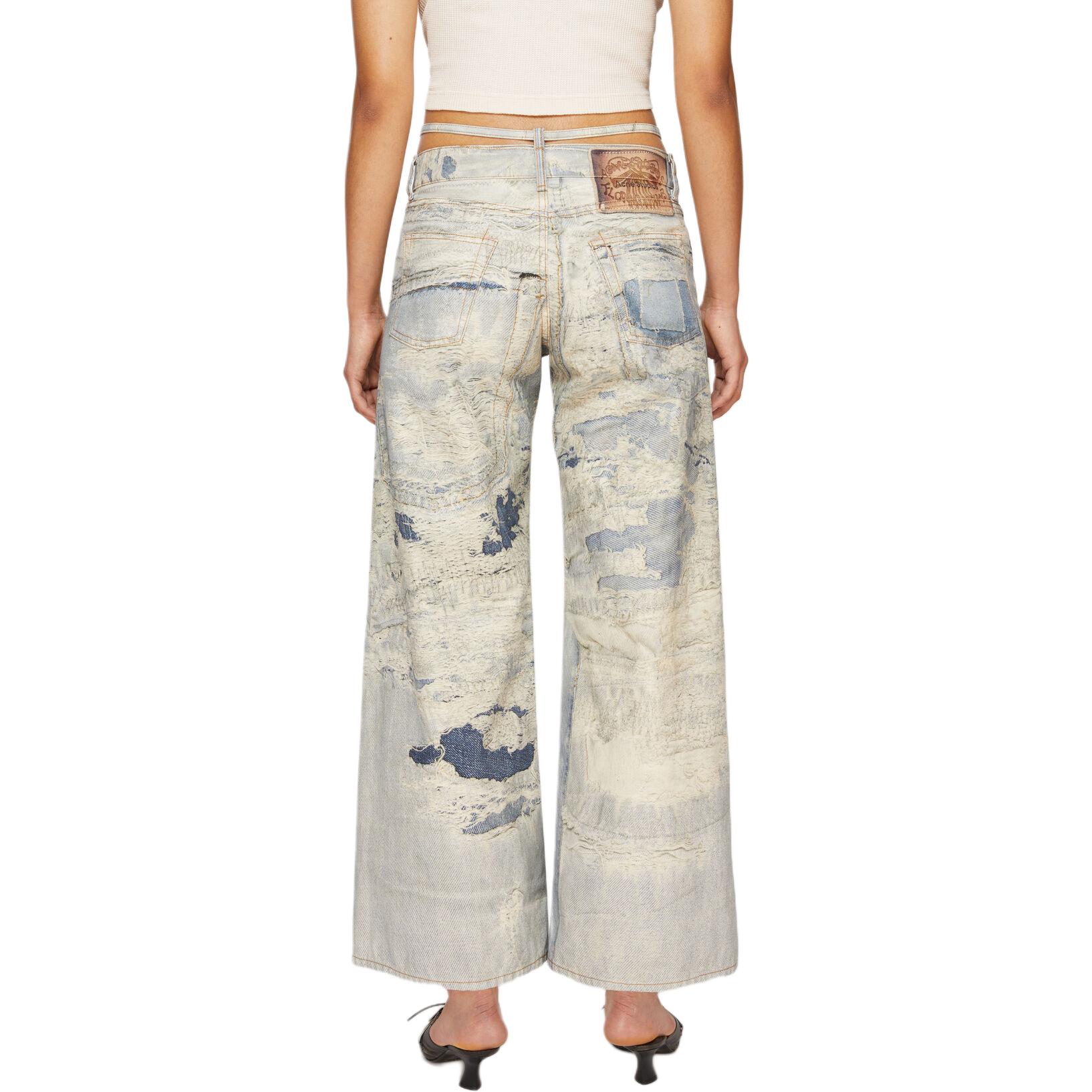 Shop Acne Studios SS24做旧低腰宽松浅蓝色直筒牛仔裤男女款。 C00052-228