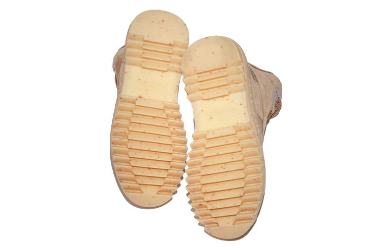 Acne Studios Suede Desert Boots 'Beige' 圖 5