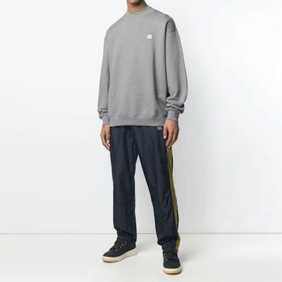 Acne Studios 男女款圓領長袖灰色衛衣。 CI0010D-LIGHTGREYMELANGE Shop Acne Studios 男女款圓領長袖灰色衛衣。 CI0010D-LIGHTGREYMELANGE