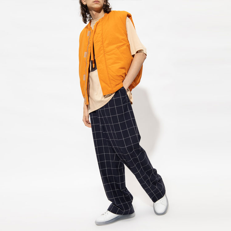 Shop Acne Studios Unisex Rompi Oranye Labu dengan Patch Senyum Solid. C90104-AC0