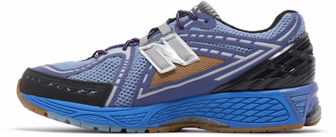 액션 브론슨 x 뉴발란스 1906R '메두사 아줄' M1906RON Lookbook 액션 브론슨 x 뉴발란스 1906R '메두사 아줄' M1906RON