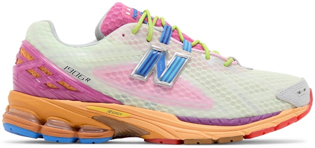 Action Bronson x New Balance 1906R 'Rosewater' Sepatu Pria M1906RKL Buy Action Bronson x New Balance 1906R 'Rosewater' Sepatu Pria M1906RKL