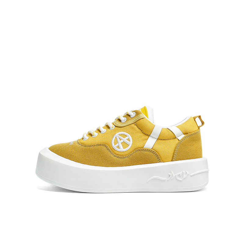 Acupuncture Low-Top Casual Sneakers Yellow - Trendy Chunky Sole Shoes AC00309