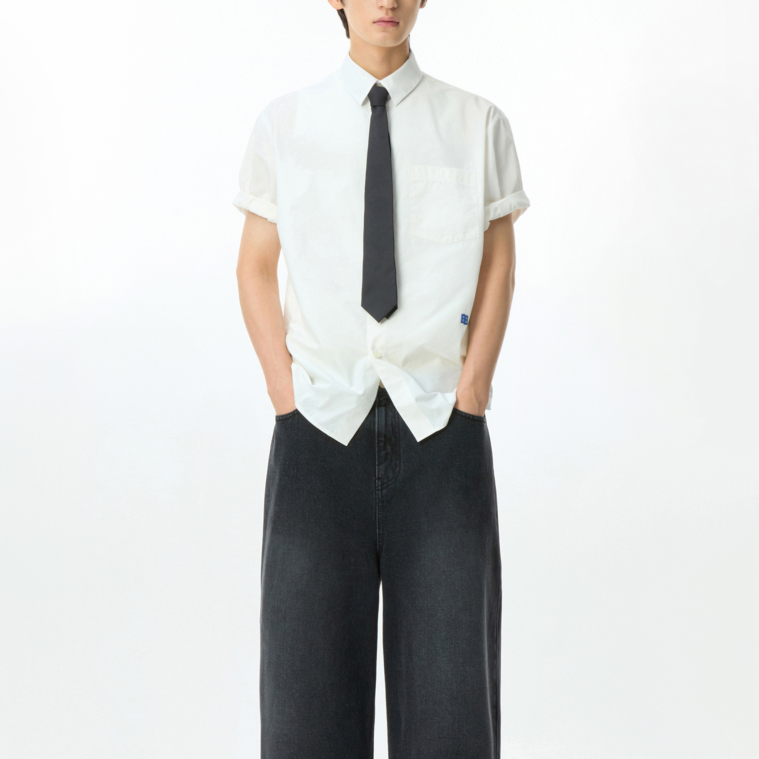 Shop ADER ERROR Kemeja Lengan Pendek Putih Oversized BN42FYSH0202WH