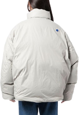 아더에러 FW22 유니섹스 로고 패딩 자켓 시멘트 그레이 포켓 스탠드 칼라 BLAFWDW01BG Shop 아더에러 FW22 유니섹스 로고 패딩 자켓 시멘트 그레이 포켓 스탠드 칼라 BLAFWDW01BG