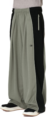 ADER ERROR FW23 ルーズフィット ニットジョガー ユニセックス カーキ スプライスデザイン BMADFWSP0102KK Details for ADER ERROR FW23 ルーズフィット ニットジョガー ユニセックス カーキ スプライスデザイン BMADFWSP0102KK