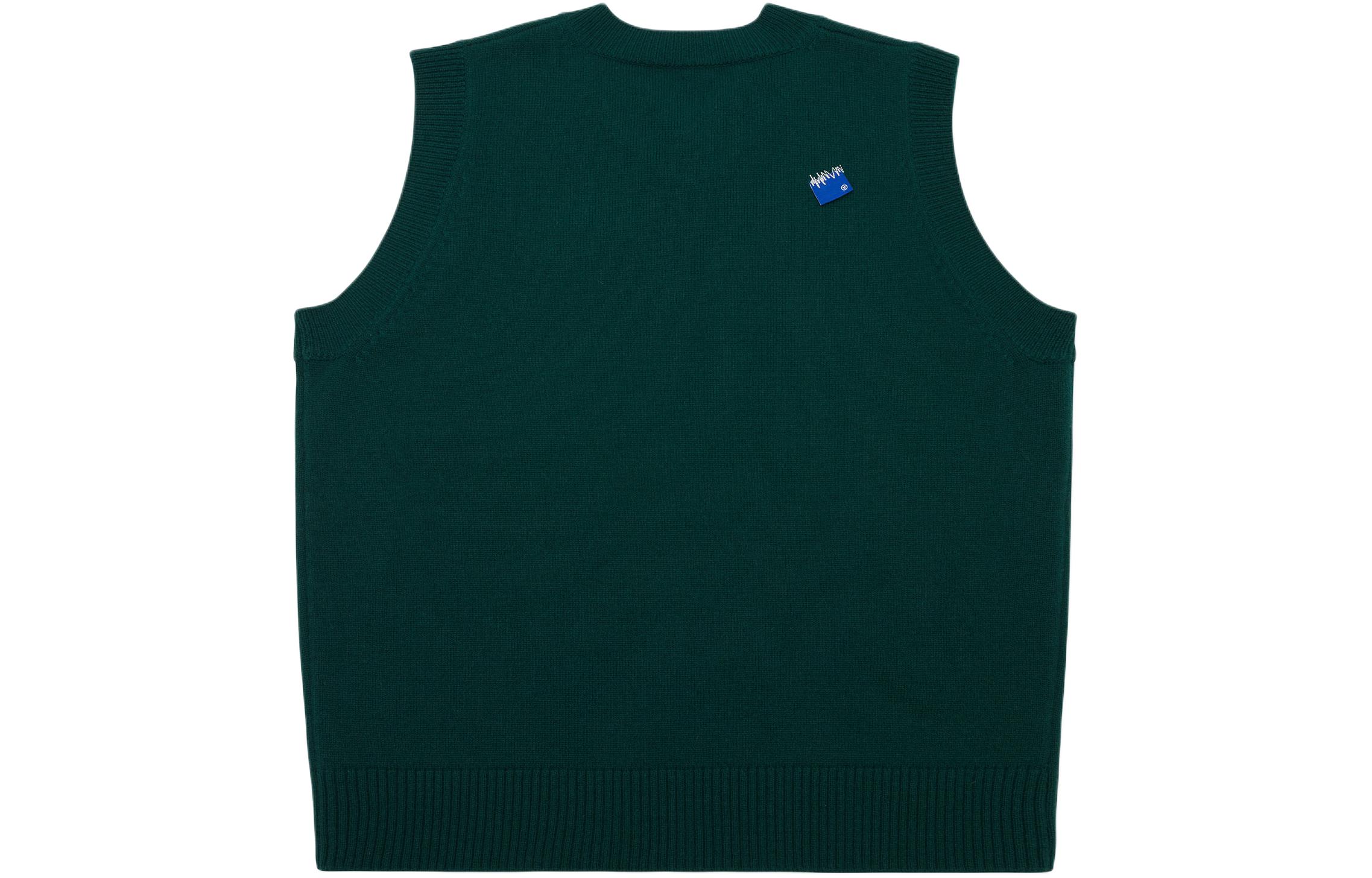 Lookbook ADER ERROR 绿色针织无袖背心 男女款 BMSGFYKT0201GN