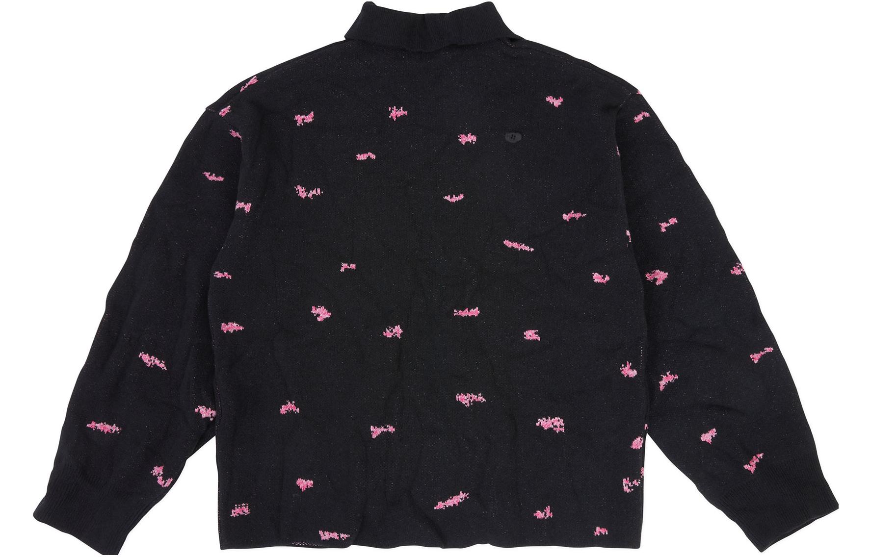 Lookbook ADER ERROR Kardigan Rajut Hitam Uniseks Berkancing Satu BMADFWKT0703BK