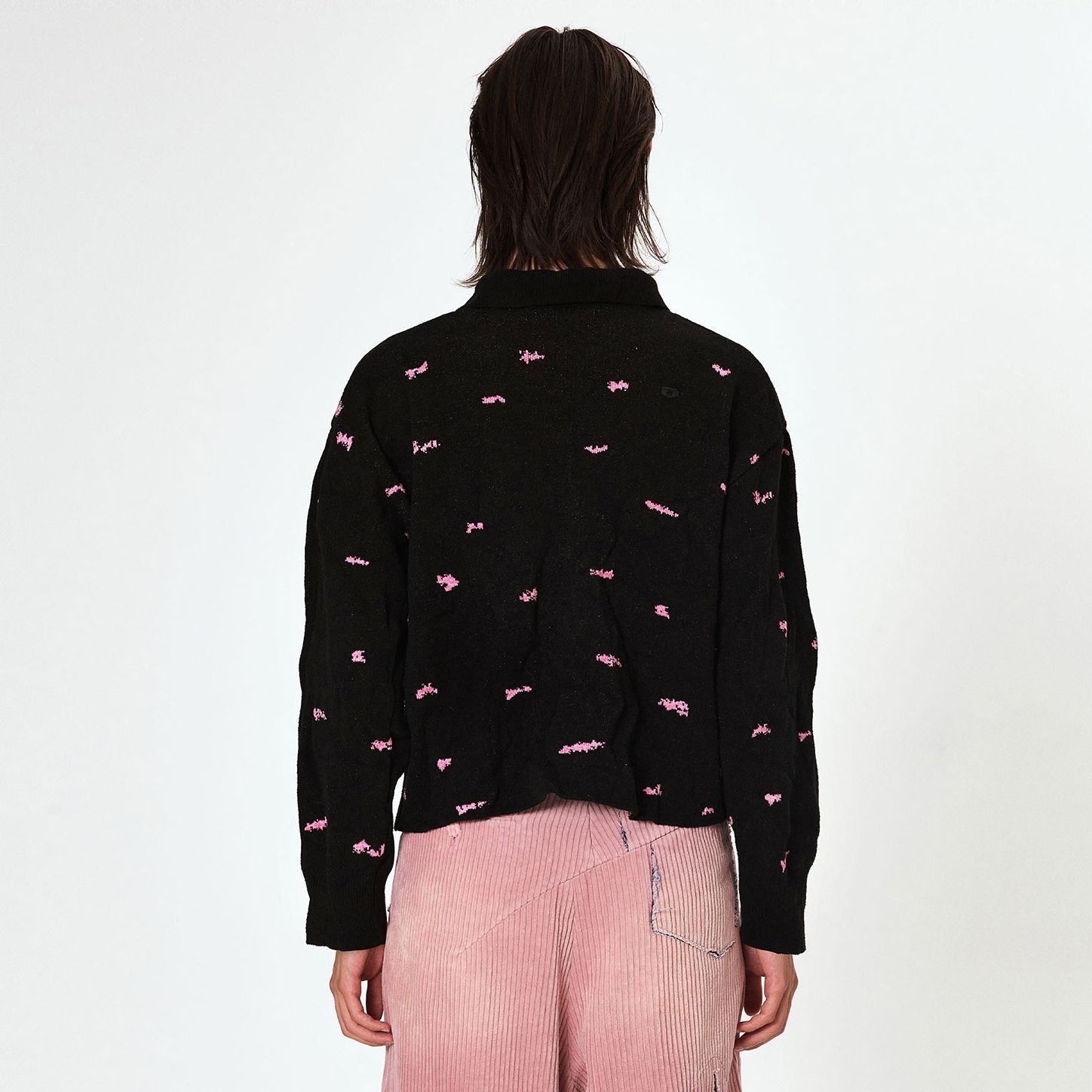 Details for ADER ERROR Kardigan Rajut Hitam Uniseks Berkancing Satu BMADFWKT0703BK