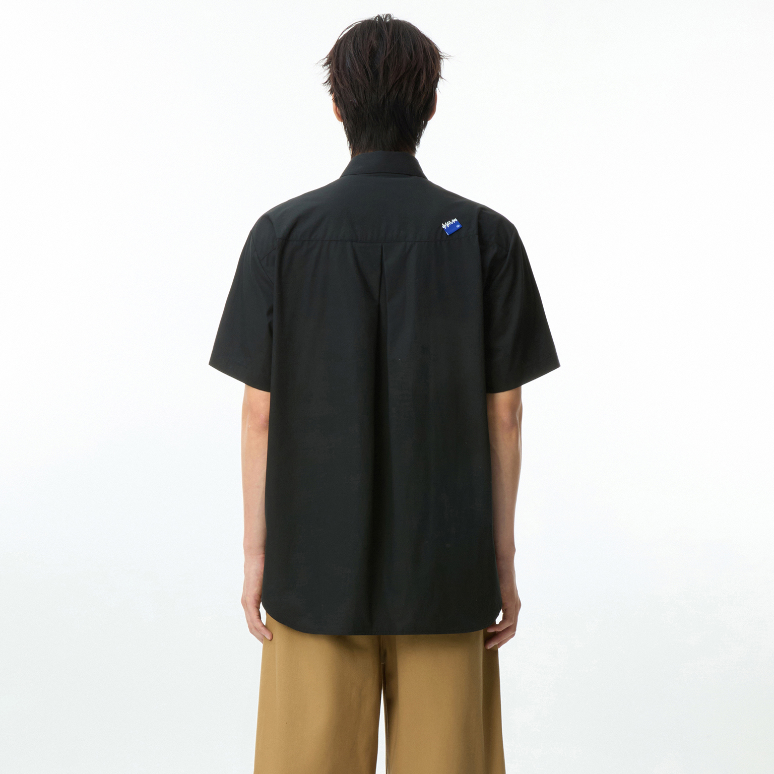 Details for ADER ERROR Baju Hitam Lengan Pendek Oversized Single-Breasted Warna Solid BN42FYSH0202BK