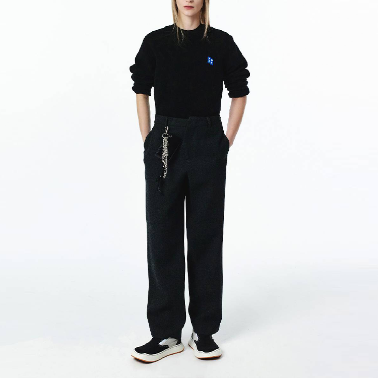 Lookbook ADER ERROR SS23 经典黑色刺绣标志男女同款卫衣 BMSGFYKT0101BK