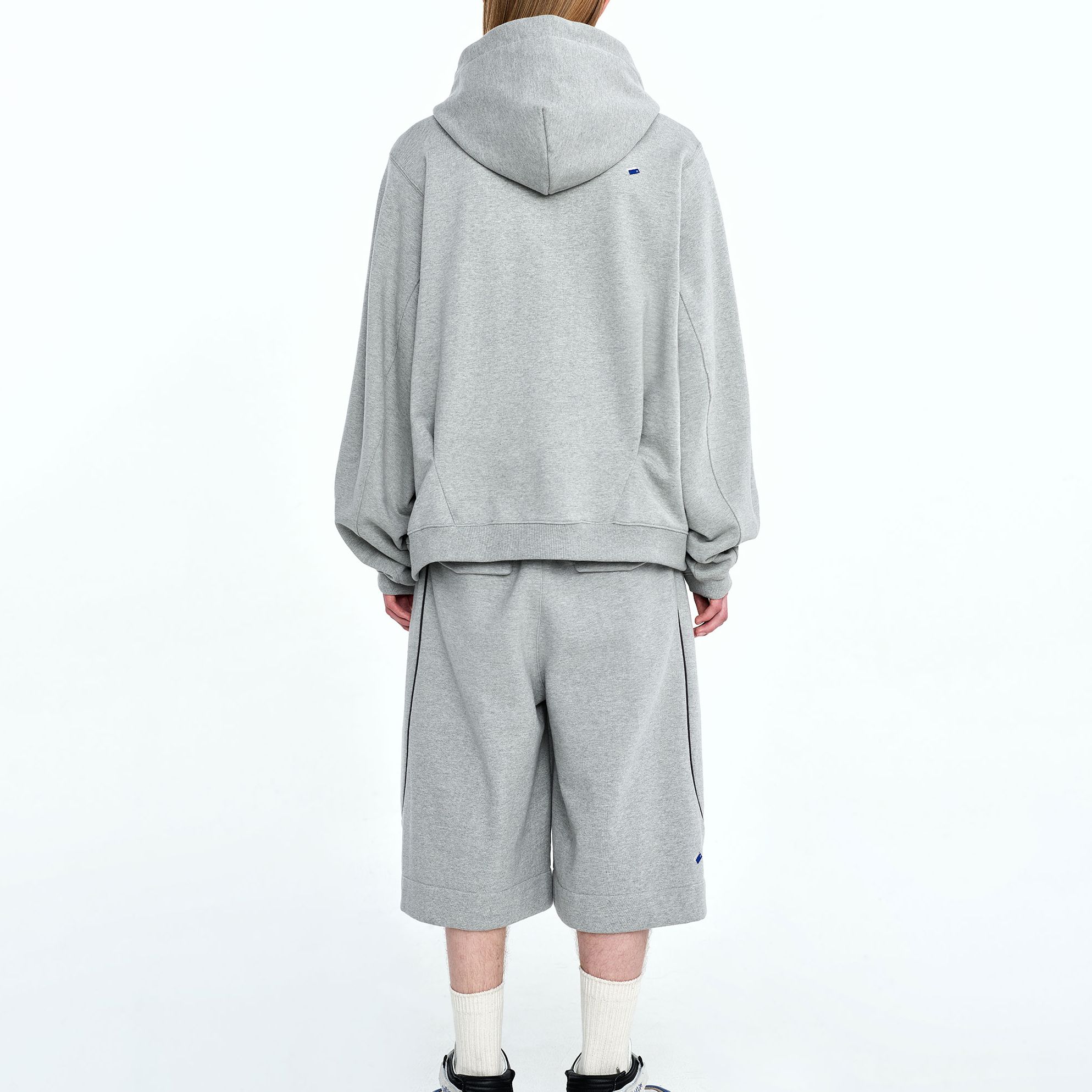 Purchase Sudadera con capucha unisex ADER ERROR SS23 Through Editism, logo gris floral BMADSSHD0102GR