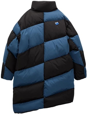 아더에러 x 자라 사이클 A to Z 푸퍼 재킷 유니섹스 블루 블랙 로고 디테일. 518047030 Lookbook 아더에러 x 자라 사이클 A to Z 푸퍼 재킷 유니섹스 블루 블랙 로고 디테일. 518047030