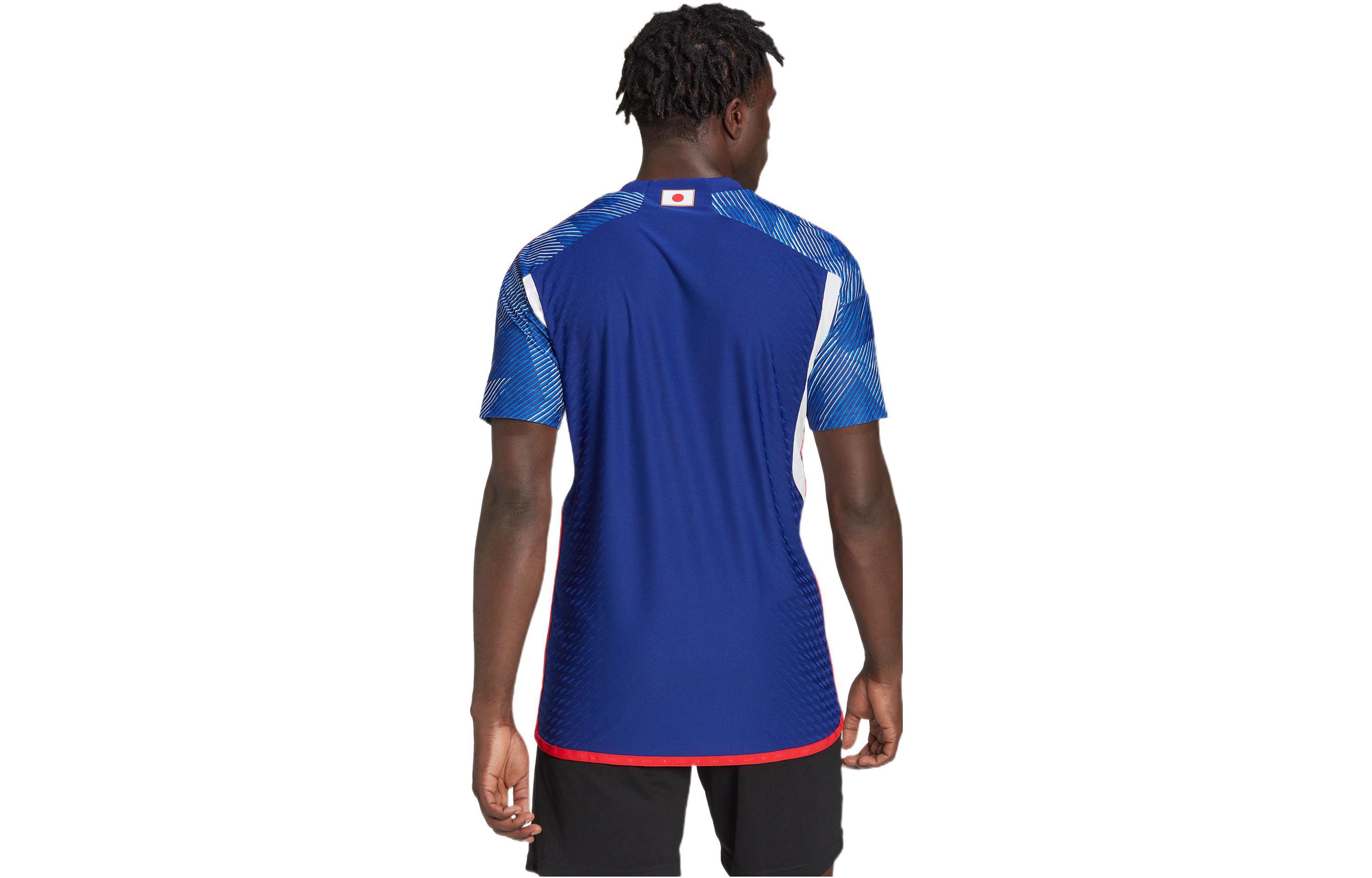 Lookbook adidas 2022 FIFA 世界盃日本主場球衣藍色 - 玩家版 HF1851