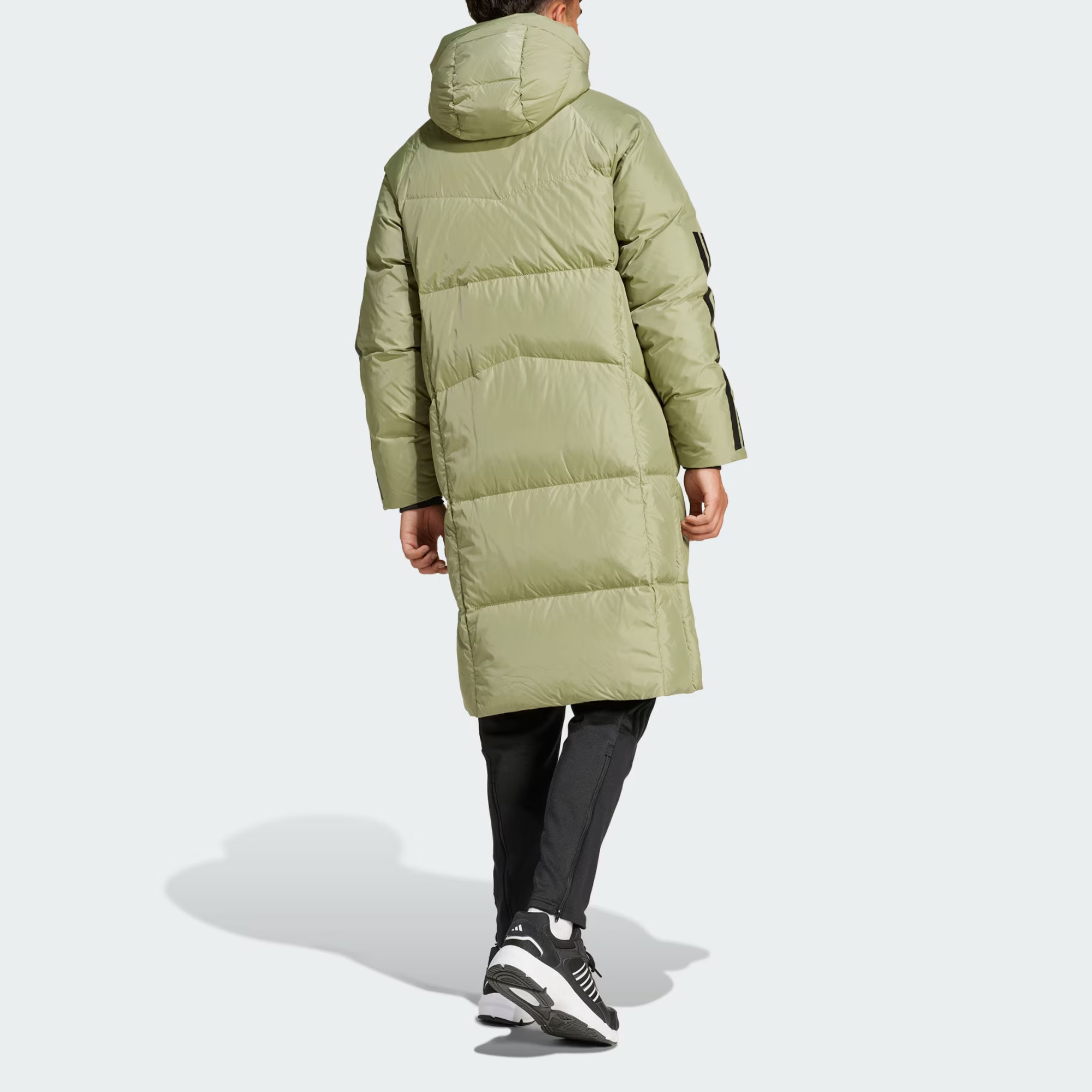 Shop adidas 三條紋連帽羽絨外套帳篷綠休閒風格 JG3839