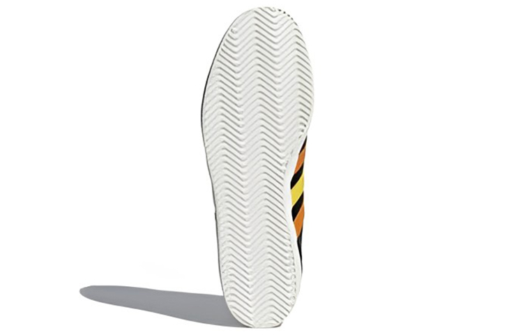 Details for adidas 350 ''Moskva'' Sneaker CQ2777