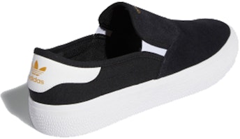 adidas 3MC Slip 'Hitam Putih' EG2637 Lookbook adidas 3MC Slip 'Hitam Putih' EG2637