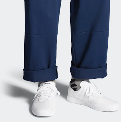 阿迪达斯 3MC Vulc '云白' B22705 Sizing 阿迪达斯 3MC Vulc '云白' B22705