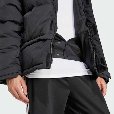 adidas Black Hooded Down Jacket Casual Warmth Sportswear Series. JM4609 Sizing adidas Black Hooded Down Jacket Casual Warmth Sportswear Series. JM4609